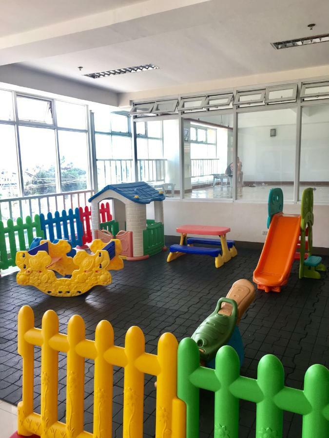 Sofia's Tagaytay Getaway Apartment